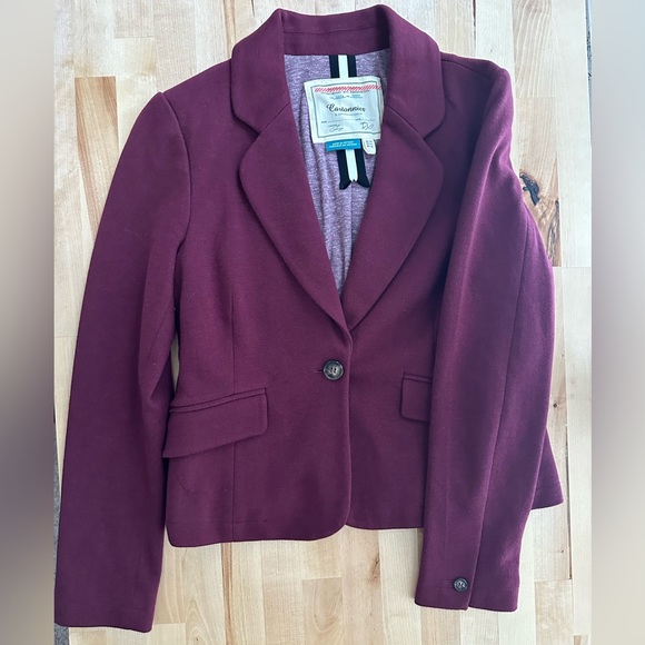 Blazer- Plum color. U.S size 04. - Picture 1 of 3